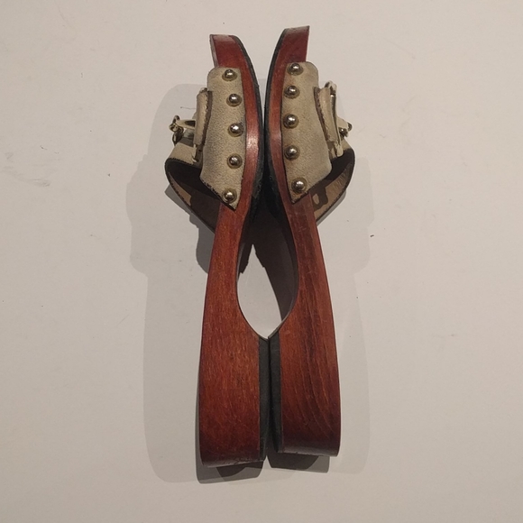 Beautiful vintage slippers by Gucci 🍀🍀🍀 - Picture 5 of 13